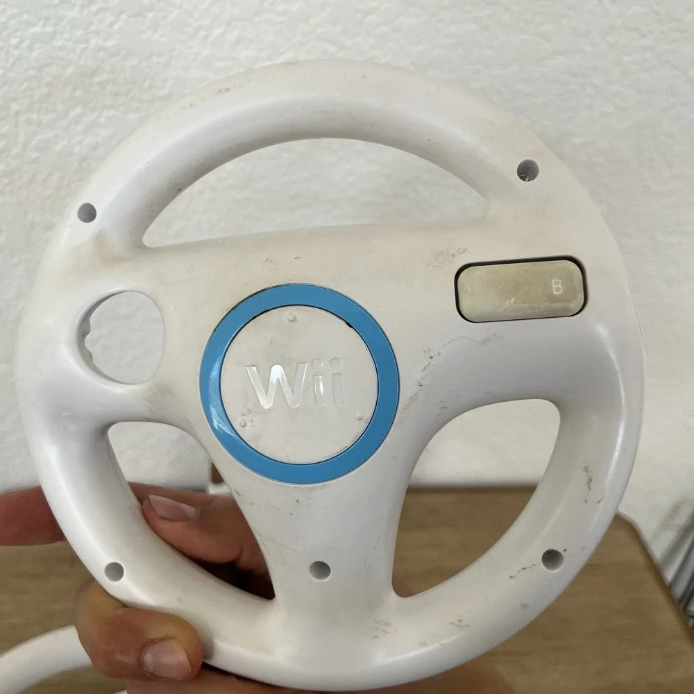 Mario Kart Wii CIB W/ Manual + 2 Steering Wheels - Wii